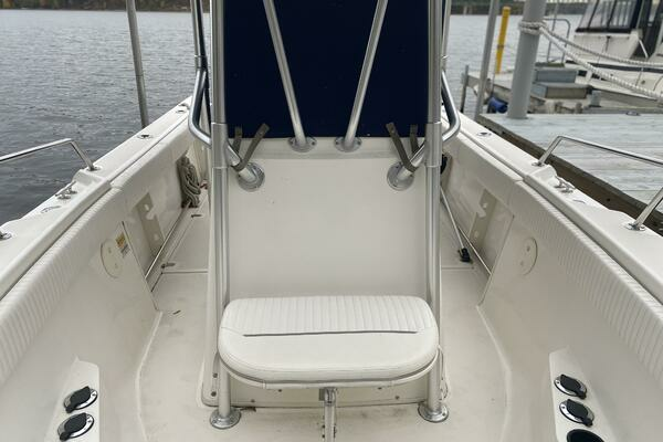 Photo of the 2000 Boston Whaler 