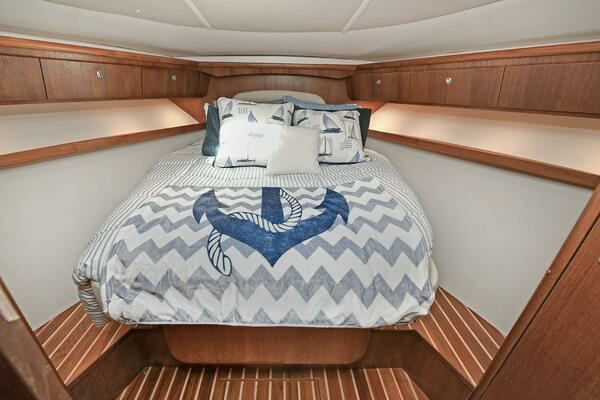 2008 Tiara Yachts 42