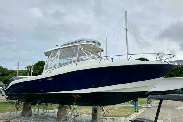 Photo of the 2006 Hydra-Sports 3300 VX