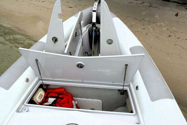 Photo of the 2013 Zeta 34 Custom