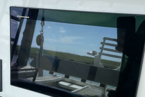 Photo of the 1997 Custom 31 Center Console "Pullin Drag"