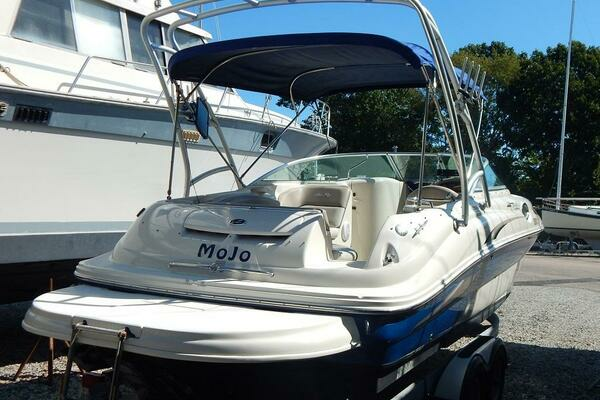 2004 Sea Ray 24