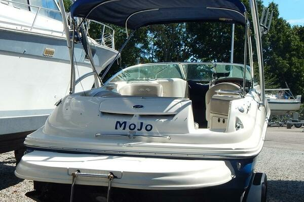 2004 Sea Ray 24