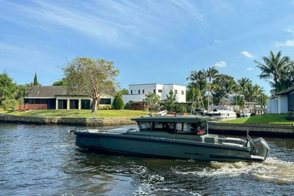 Photo of the 2024 Brabus Shadow 900XC