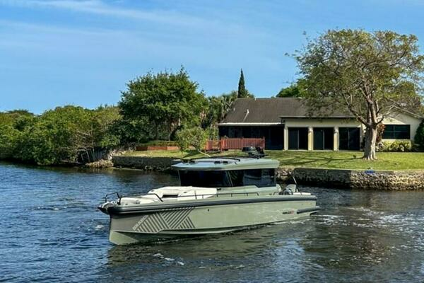 Photo of the 2024 Brabus Shadow 900XC