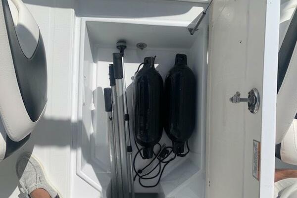 Sway Easy 22ft SouthWind Yacht For Sale