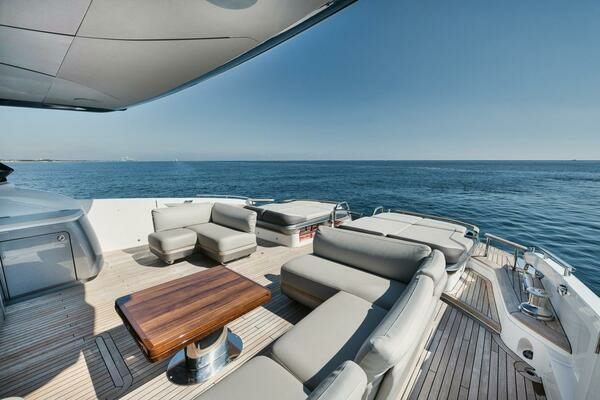 Princess V78 Yacht For Sale