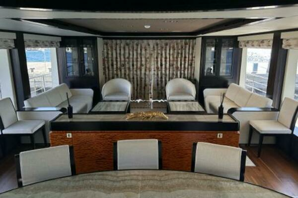 Photo of the 2019 Gulf Craft Majesty 100 "Piterland II"