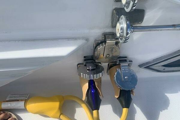 Photo of the 1992 Sea Ray  "Getting Better"