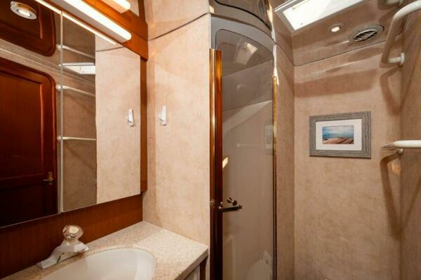 1998 Ocean Yachts 48