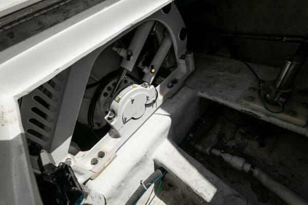 1998 Ocean Yachts 48