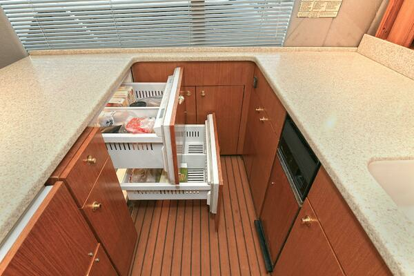 2001 Ocean Yachts 52