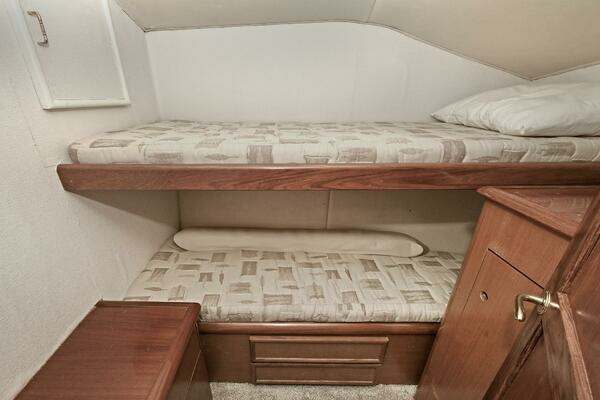 2001 Ocean Yachts 52