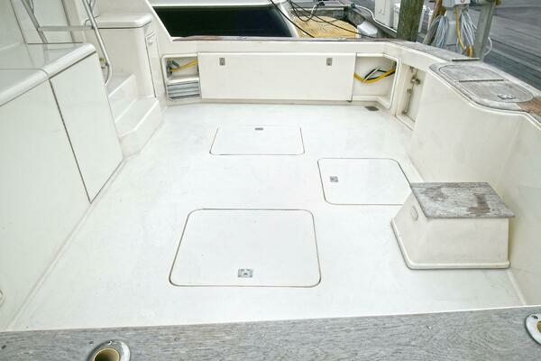 2001 Ocean Yachts 52