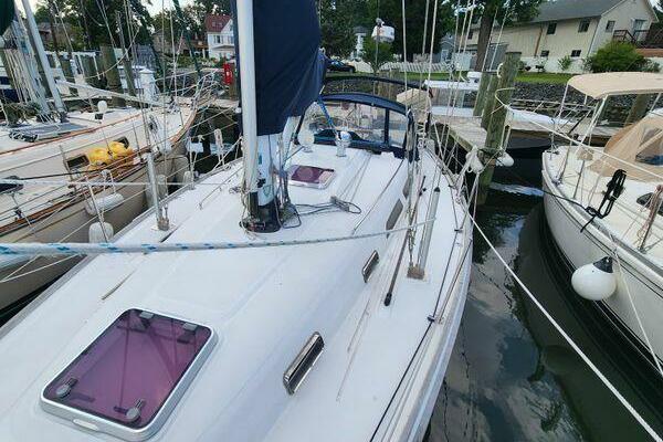 Persephone 38ft Sabre Yacht For Sale
