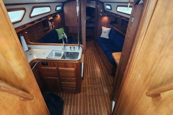 Persephone 38ft Sabre Yacht For Sale