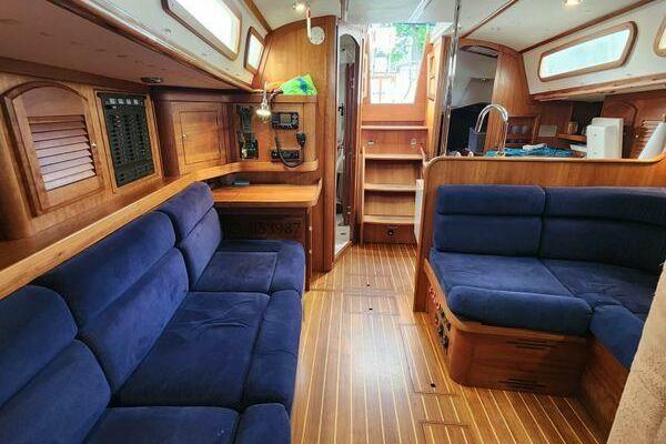 Persephone 38ft Sabre Yacht For Sale