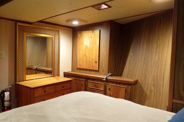 1998 Grafship Hodgdon 71