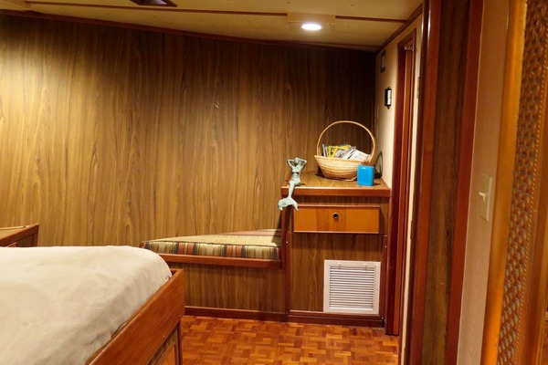 1998 Grafship Hodgdon 71