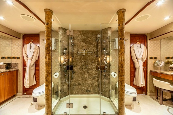 SERENGETI 130ft Westport Yacht For Sale