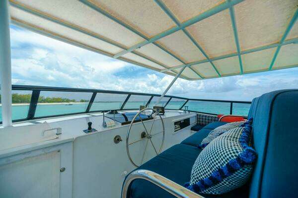 Photo of the 1991 Broward Custom "ISLAND TIME"