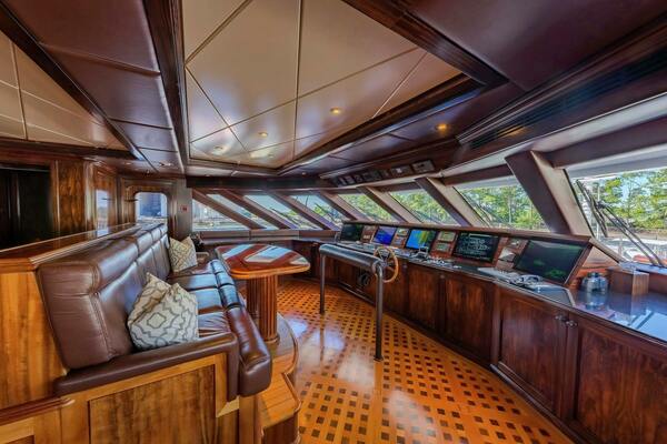 UNBRIDLED 191ft Trinity Yachts Yacht For Sale