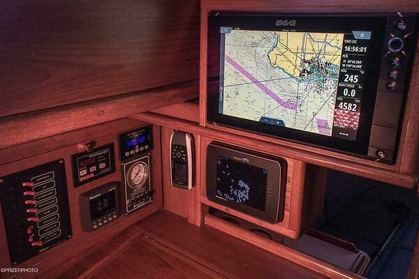 37ft Pacific Seacraft Yacht For Sale