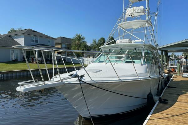 Photo of the 2001 Cabo 35 Express "Reelistic"
