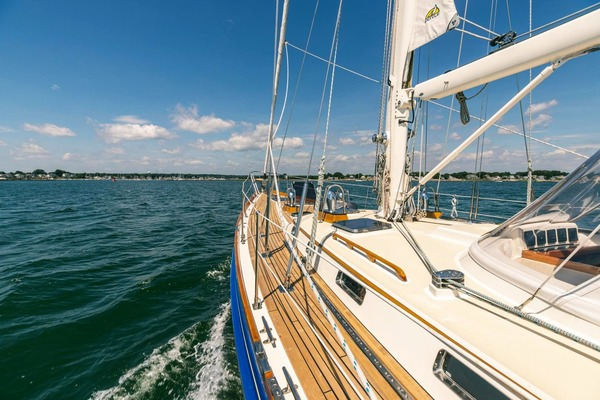 Photo of the 1996 Little Harbor Custom "SHOWTIME"