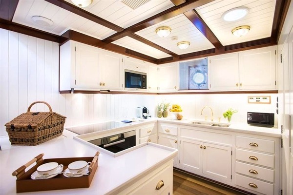 DONA FRANCISCA 172ft Astilleros Buquebus Yacht For Sale