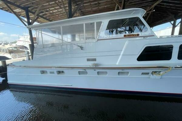Photo of the 1966 Huckins Linwood 58 "ELUSIVE"
