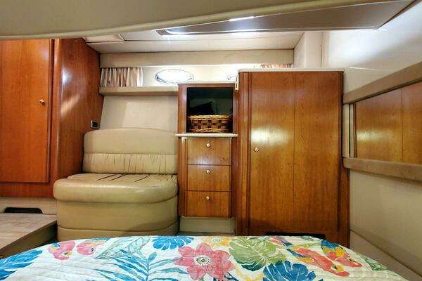 2004 Meridian 41