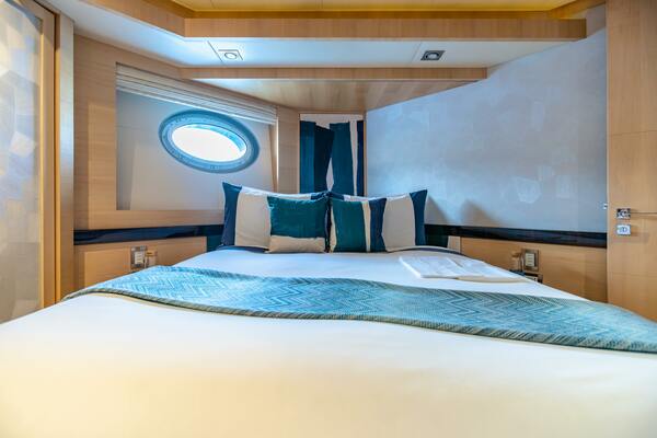 KJOS 124ft Palmer Johnson Yacht For Sale