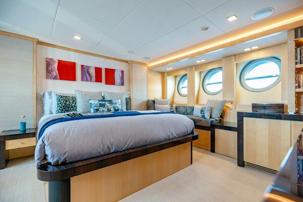 KJOS 124ft Palmer Johnson Yacht For Sale