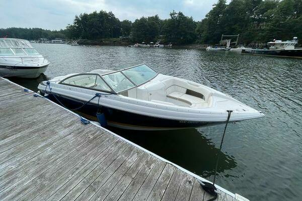 Photo of the 2006 Cobalt 24SX