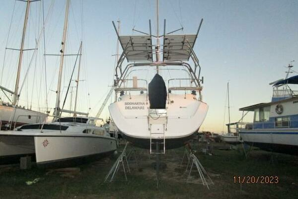 Photo of the 2008 Hunter H41 Deck Salon "Siddhartha"