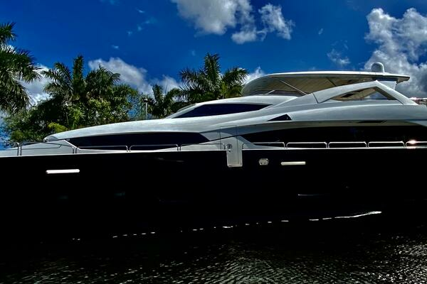 2011 Sunseeker 112