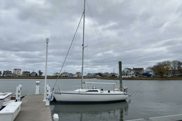 22-ft-Catalina-1989-capri 22- Westbrook CT Connecticut United States  yacht for sale