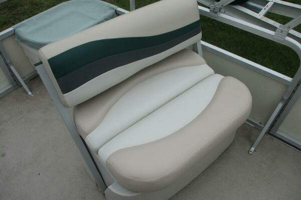 Photo of the 2005 Bennington 