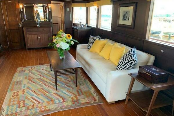 Photo of the 1947 Trumpy Raised Pilot House "Timeless"