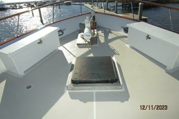 Photo of the 1986 DeFever 72 "Neptune II"