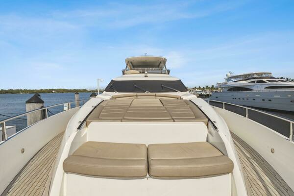 2014 Sunseeker 73