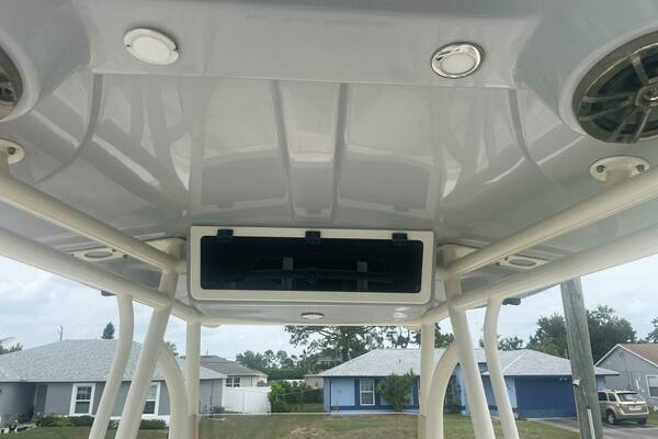 Photo of the 2018 Sea Chaser 24 HFC