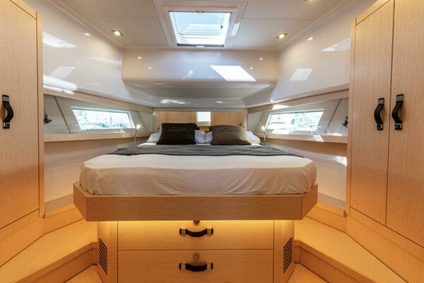 Sundeck Yachts 43ft Sundeck Yachts Yacht For Sale