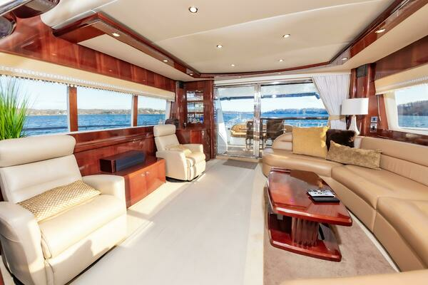 2006 Princess 75
