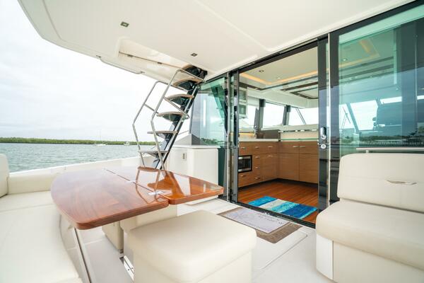 Hoosier Daddy V 53ft Tiara Yachts Yacht For Sale