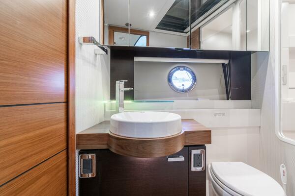 Hoosier Daddy V 53ft Tiara Yachts Yacht For Sale