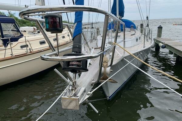 Photo of the 2004 ShearWater 45