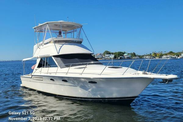 Photo of the 1994 Tiara Yachts 3600 Convertible "SEA-RENITY"