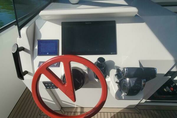 Photo of the 2021 Vanquish VQ40 "SMART"